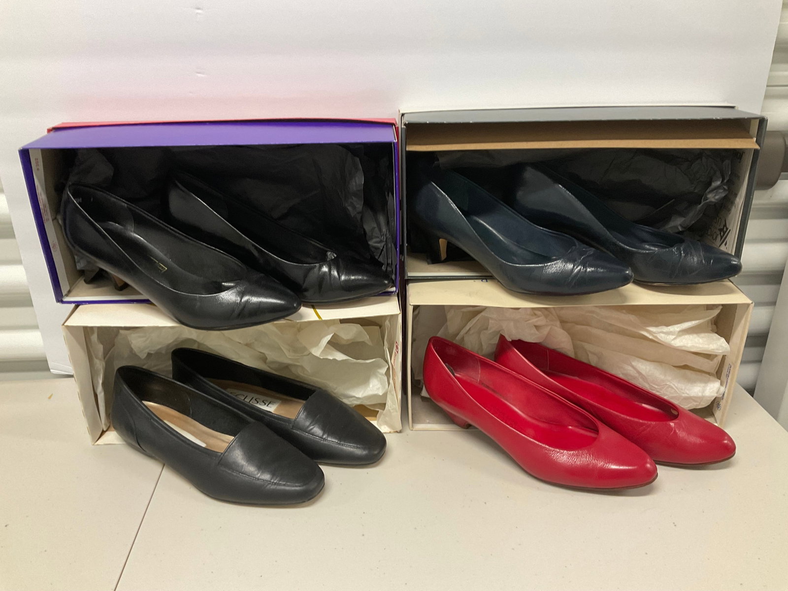 Lot of women's shoes: Lot of women's shoesSize : 6