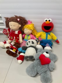 Lot of stuff animals