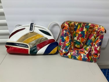 Lot of women's handbags