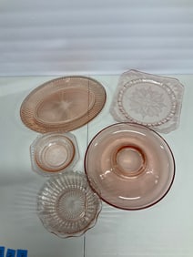 Lot of pink depression glass set