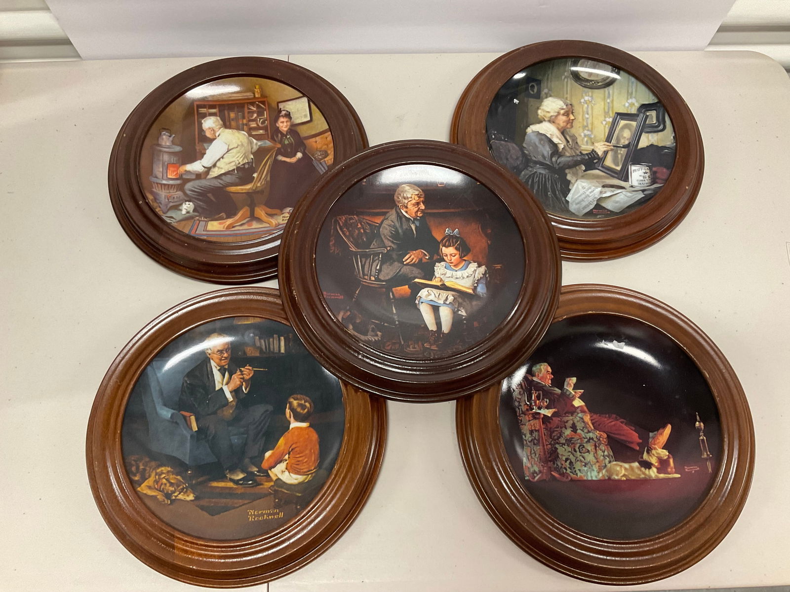 Lot of 5 Norman Rockwell plates: Lot of 5 Norman Rockwell plates