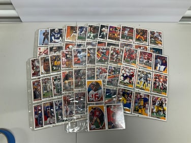 Lot of 1991 football cards