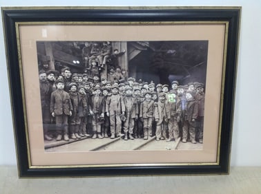 Ealry 1900s framed photograph-child labor in coal mines(21in.x27in.)