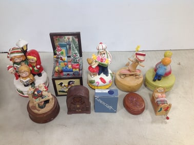 Vintage music boxes and more(tallest 7.5in.)