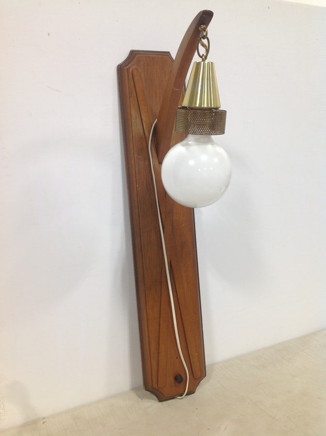 Wall hanging light fixture(31in.long) (1 of 1)