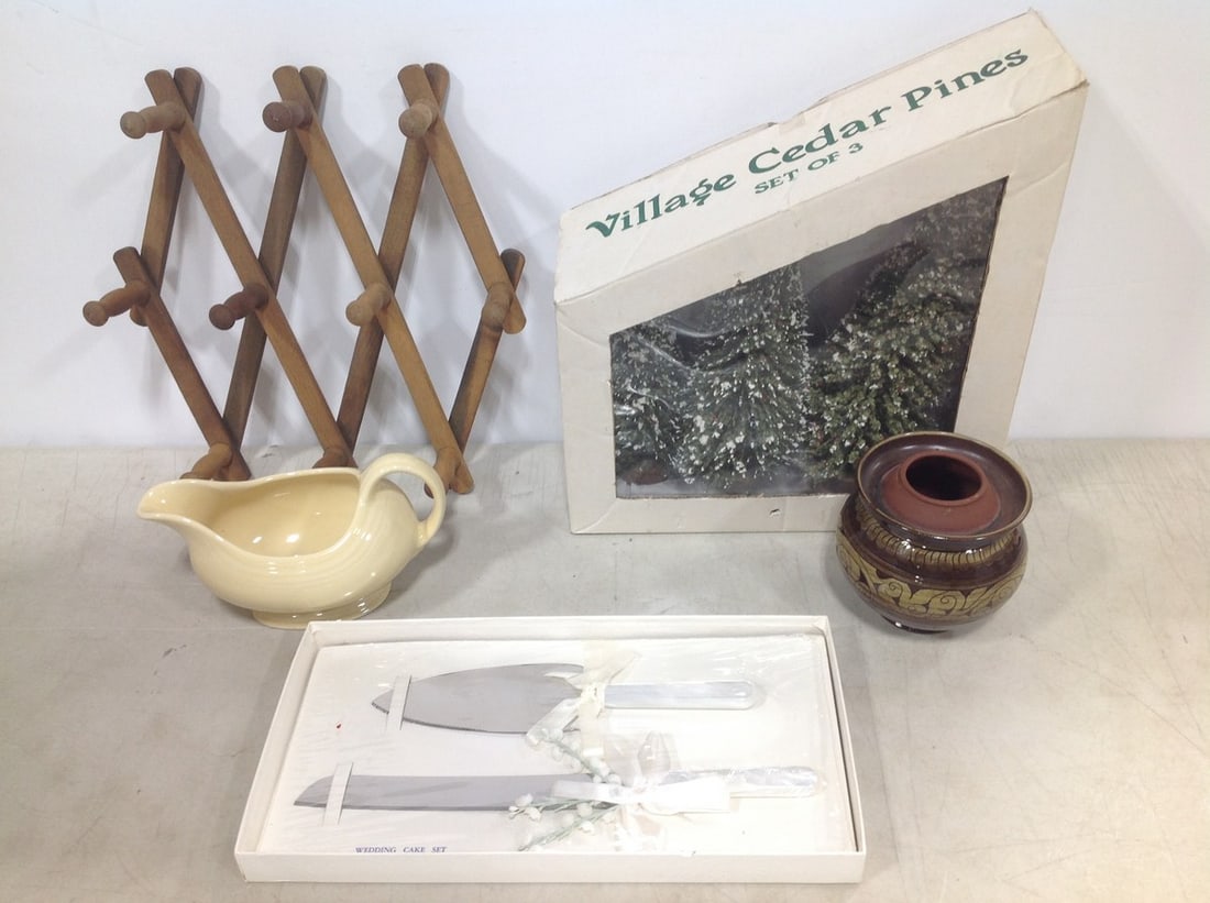 Christmas tree decor, wooden wall hanging coat rack, wedding cake cutting set, and more (1 of 1)