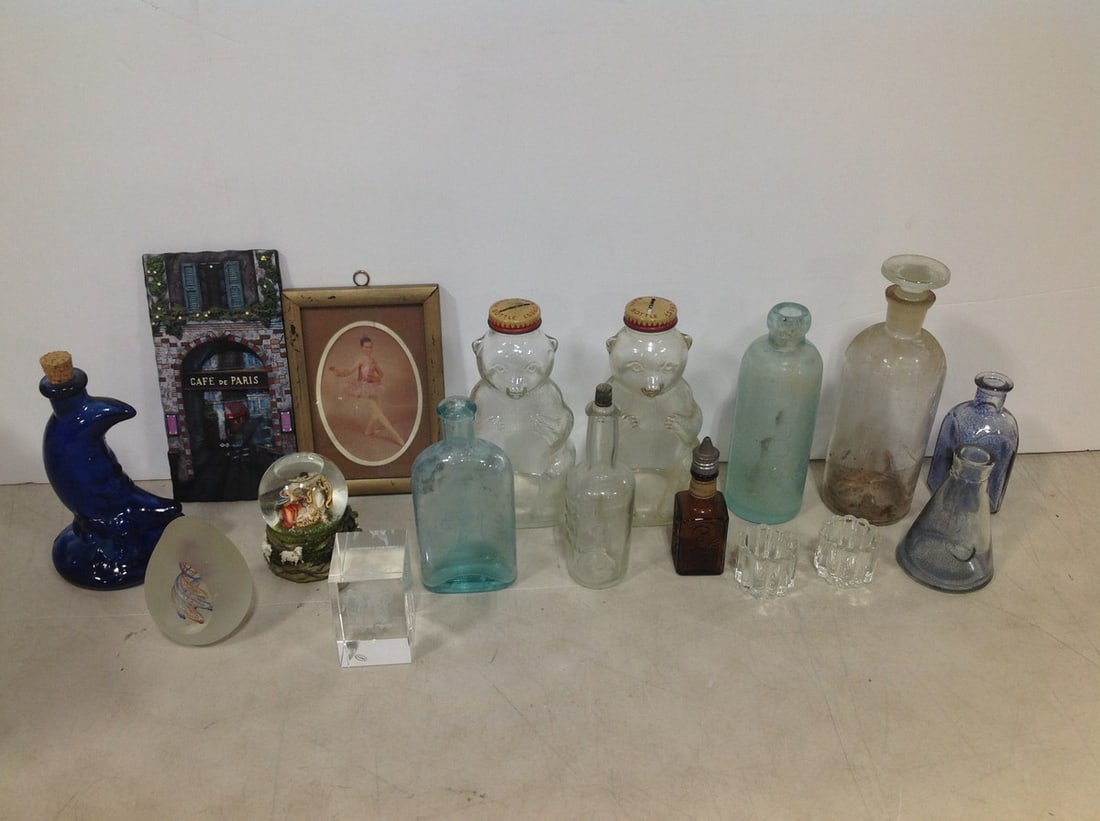 Vintage glass bottles, snowglobe, wall decor, and more(tallest 8.5in.): Vintage glass bottles, snowglobe, wall decor, and more(tallest 8.5in.)