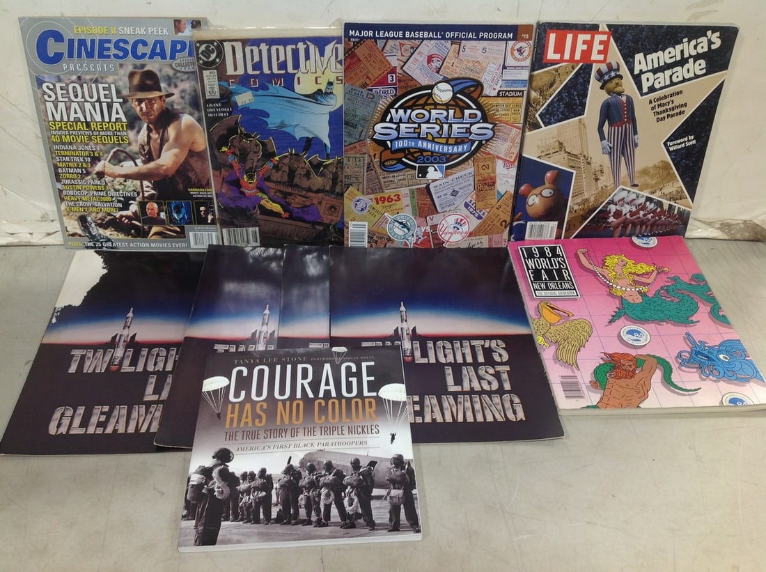 Various books/magazines(Life, Cinescape, 1984 World's Fair, and more) (1 of 1)