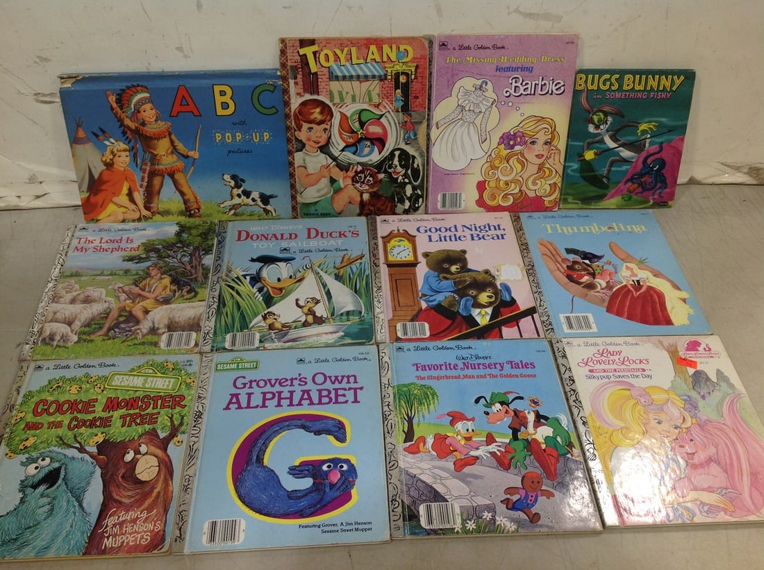 Vintage children's books(Good Night Little Bear, Thumbelina, and more): Vintage children's books(Good Night Little Bear, Thumbelina, and more)