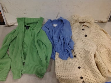Jones New York Signature Sweater (Size: Med) Dress Barn Sweater (Size: Small) and more