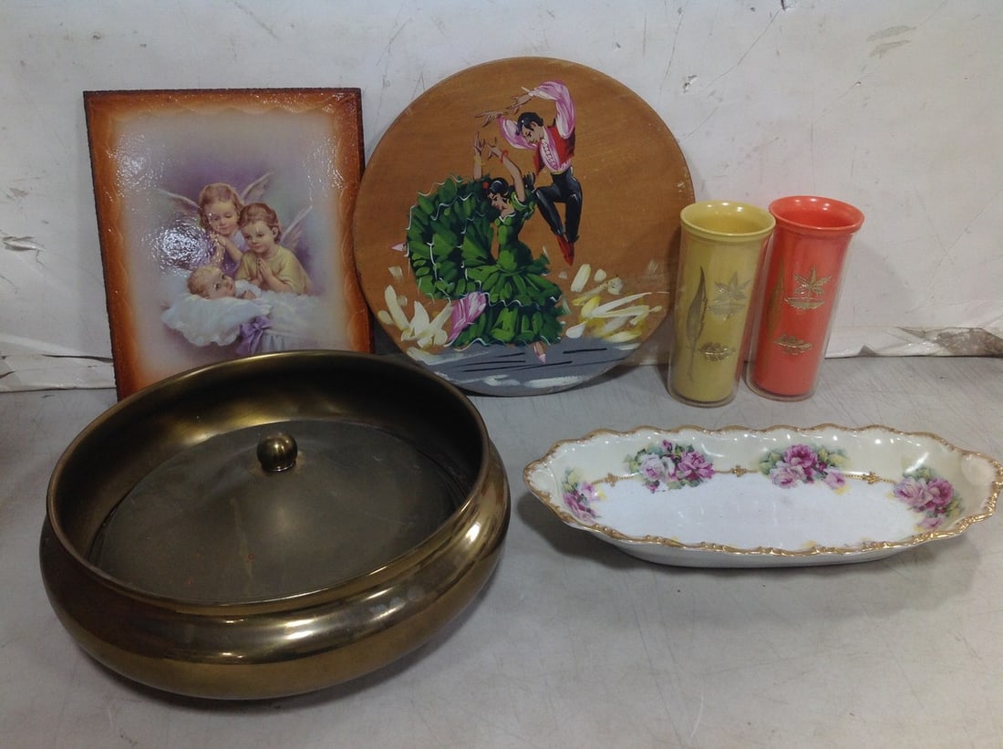 Plastic Cups (6.75in Tall), Ceramic Tray, and Wall Hangings (1 of 1)