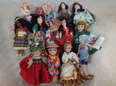 Collectible vintage dolls(Little Women and more)