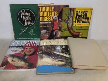 Vintage hunting books/magazines(Fishing Tackle Digest, Black Powder Guide, Ice Fishing, and more)