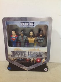 DC Justice League Pez Collectibles * NEW IN BOX*