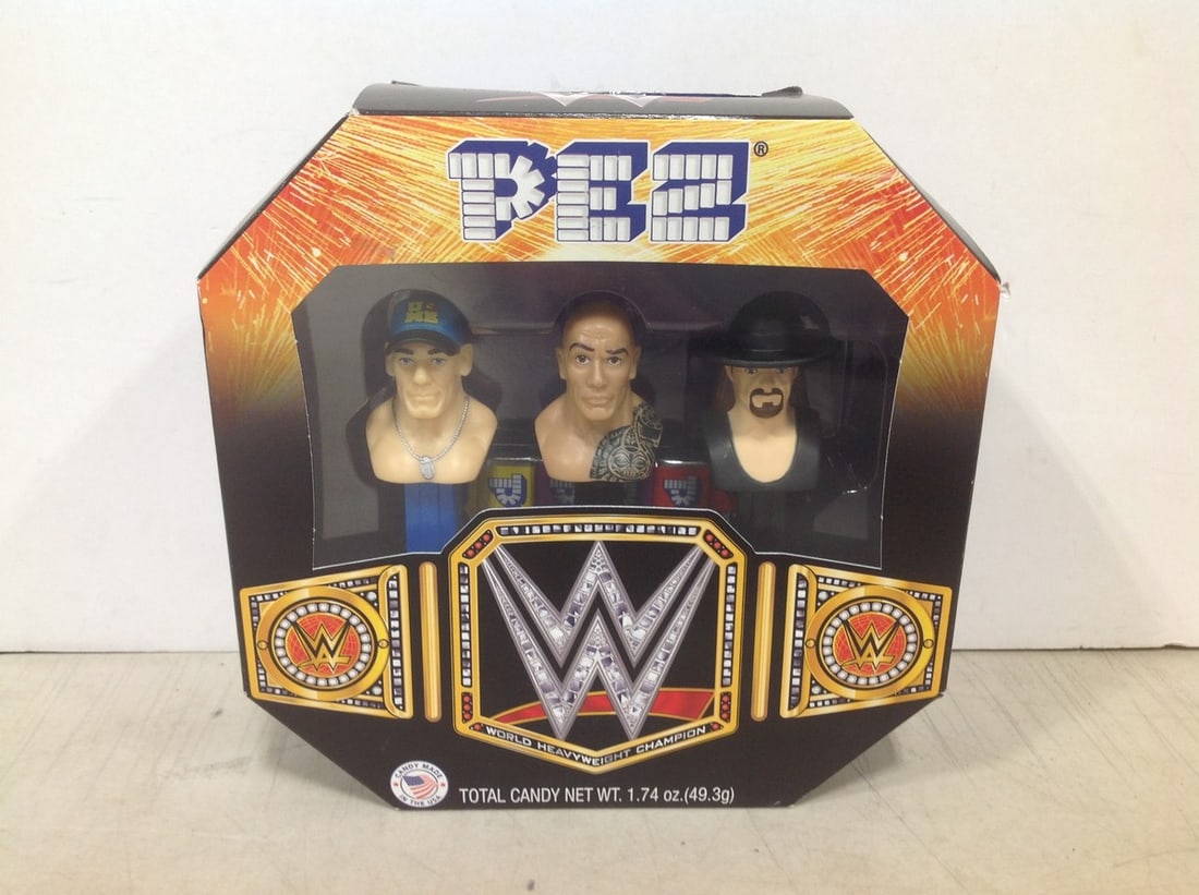 WWE Pez Collectibles *NEW IN BOX*: WWE Pez Collectibles *NEW IN BOX*