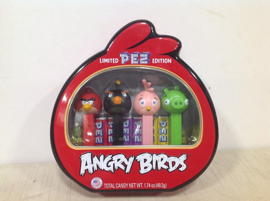 Angry Birds Pez Collectibles *NEW IN BOX*: Angry Birds Pez Collectibles *NEW IN BOX*