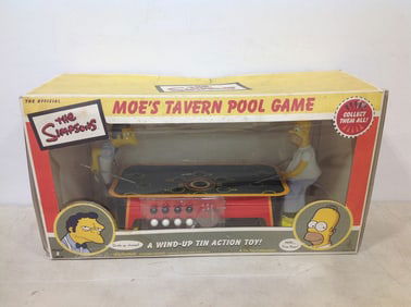 The Simpsons Moes Tavern Pool Game - A Wind Up Tin Action Toy *NEW IN BOX*