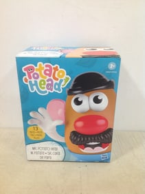 Mr Potato Head - 12 pcs *NEW IN BOX*