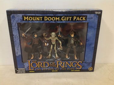 The Lord of The Rings Action Figures (Frodo, Gollum, and more) *NEW IN BOX*