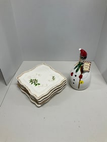 Set of 4 christmas plates and oil canter