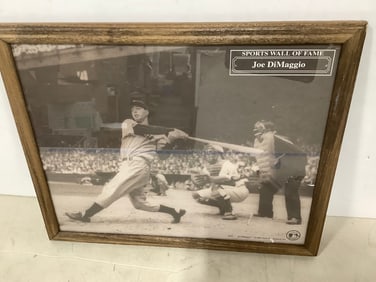 Framed Sports Wall of Fame Joe DiMaggio Print (12inx15in)