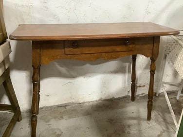 Wooden sofa table(42in.x17.5in.x32in.)