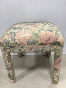 Vintage Floral Cushioned Seat (20in Talll)