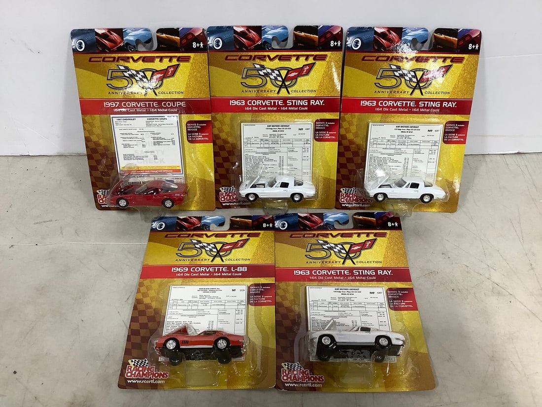 Corvette matchbox collectible diecast metal cars(new in box): Corvette matchbox collectible diecast metal cars(new in box)