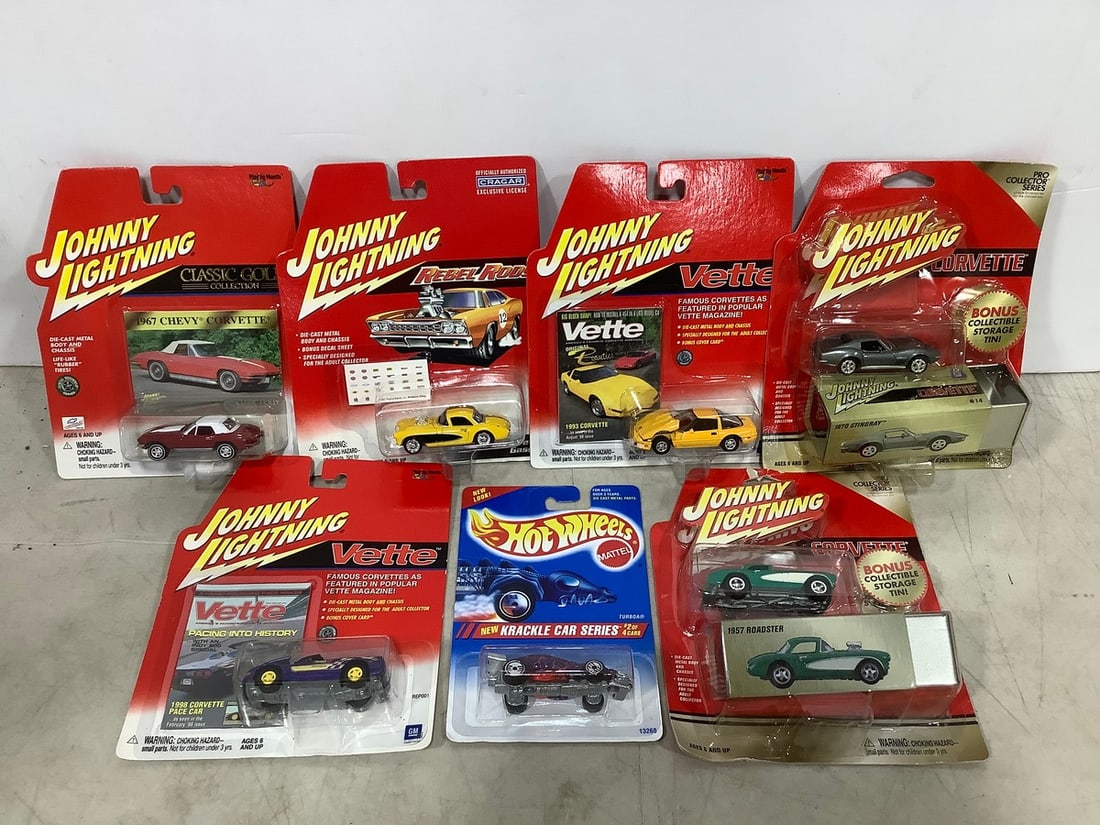 Johnny Lighning and HotWheels diecast collectibles(new in box): Johnny Lighning and HotWheels diecast collectibles(new in box)