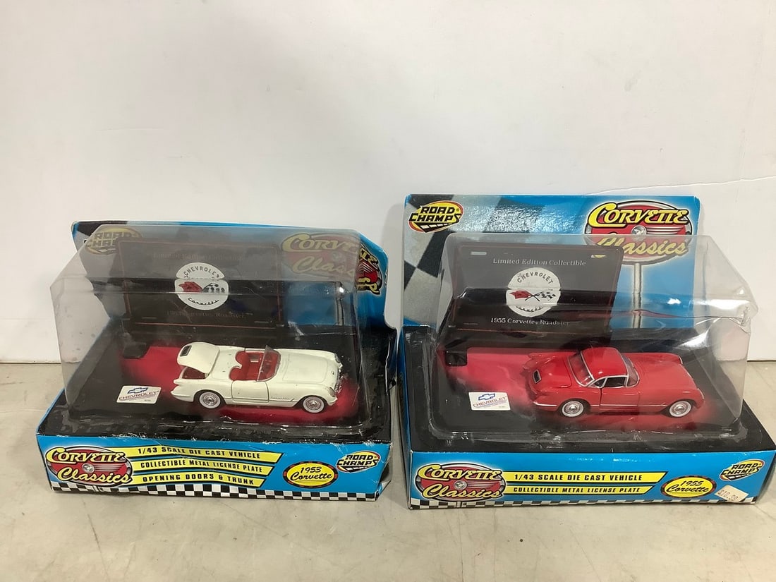1953 and 1955 Corvette Classics diecast collectibles(new in box): 1953 and 1955 Corvette Classics diecast collectibles(new in box)