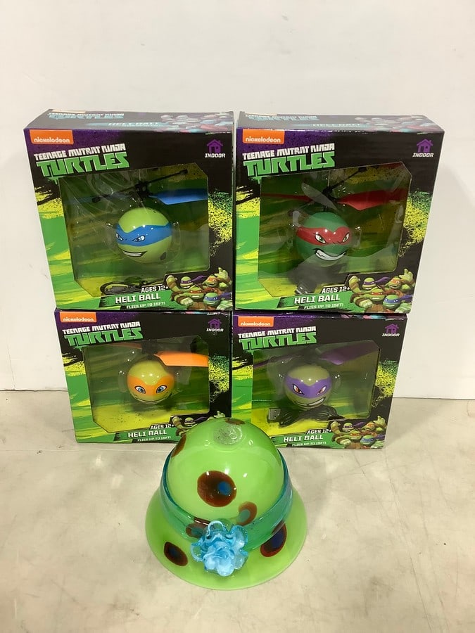 Margies Garden Handblown Glass Bowl (4.25in) and Teenage Mutant Ninja Turtles Figures (1 of 1)