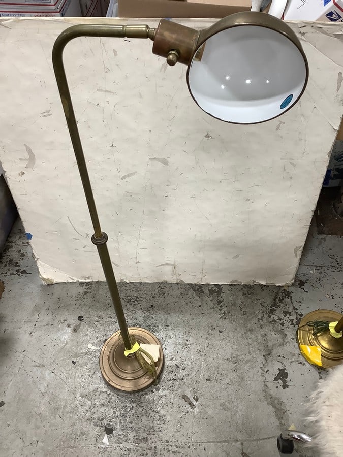 Vintage Brass Lamp (Adjustable Height) (1 of 1)