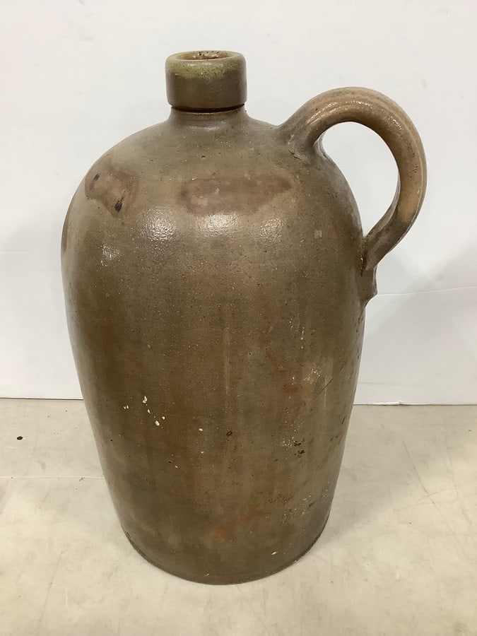 Vintage Stoneware Jug (15.5in Tall): Vintage Stoneware Jug (15.5in Tall)