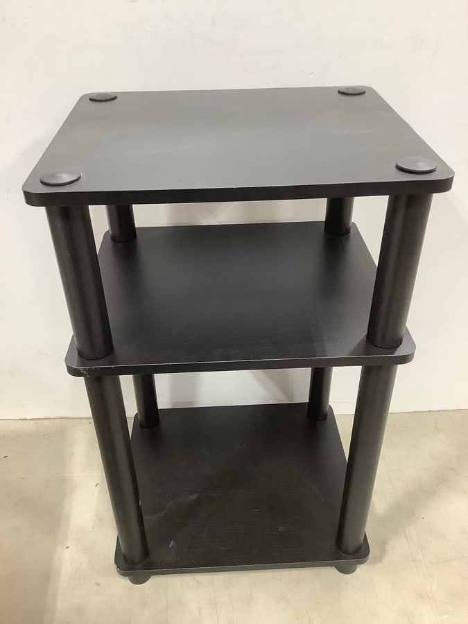 Black End Table (13.5inx23inx15.5in): Black End Table (13.5inx23inx15.5in)