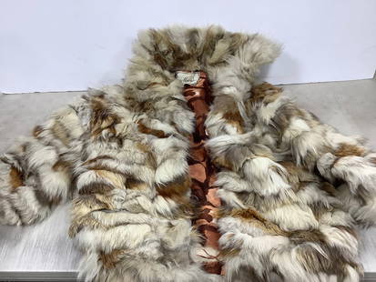 Fur coat(size N/A): Fur coat(size N/A)