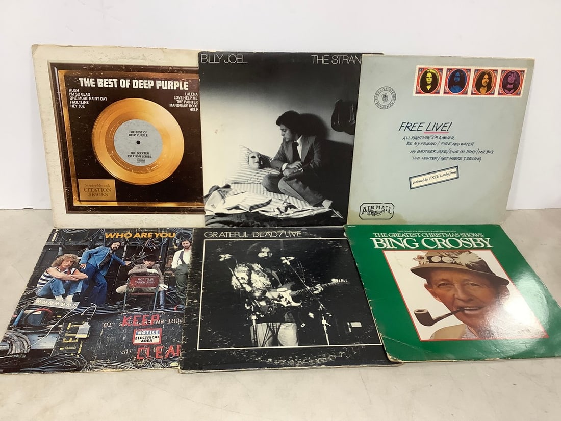 Vintage records(Bing Crosby, Billy Joel, and more) (1 of 1)