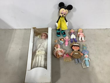 Vintage dolls(Raggedy Ann and more)