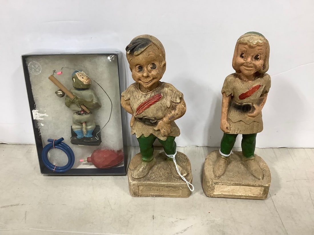 Vintage 1940s Wood Statues and more (Tallest - 7.25in): Vintage 1940s Wood Statues and more (Tallest - 7.25in)