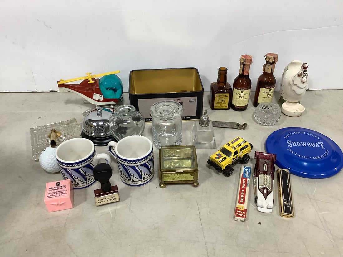 Vintage Lot of Military Stainless Steel Mess Hall Trays - Very Good Condition (11.5inx15.5in) (1 of 1)