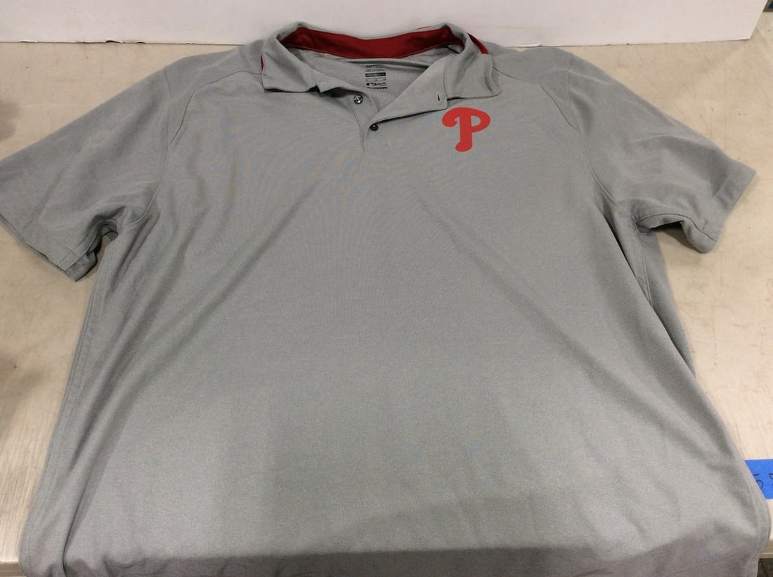 Phillies polo shirt(XL): Phillies polo shirt(XL)