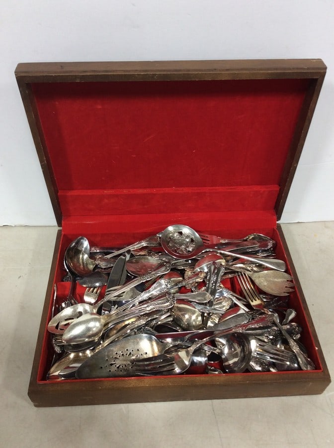 Wooden Case with Silver Plate Utencils: Wooden Case with Silver Plate Utencils