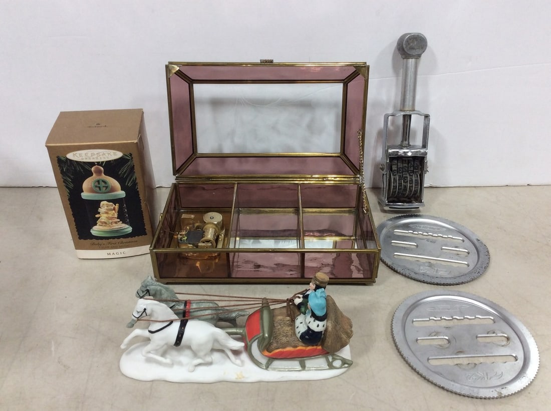 Musical Jewelry Box, Department 51 Ceramic, Stamper, and more: Musical Jewelry Box, Department 51 Ceramic, Stamper, and more