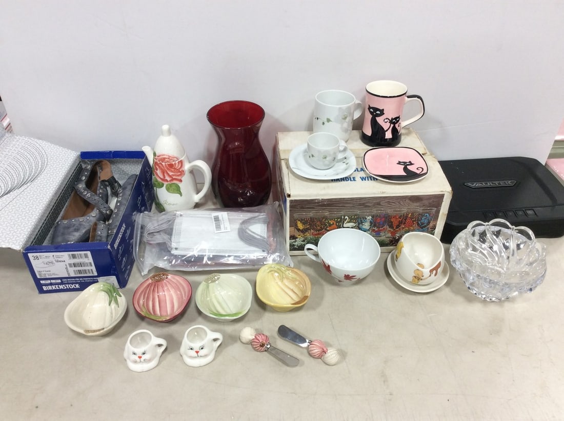 Vaultek box, Max Brenner Hug mug, vase, and more: Vaultek box, Max Brenner Hug mug, vase, and more
