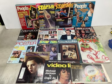 Various magazines(Starlog, People, Aloha, and more)