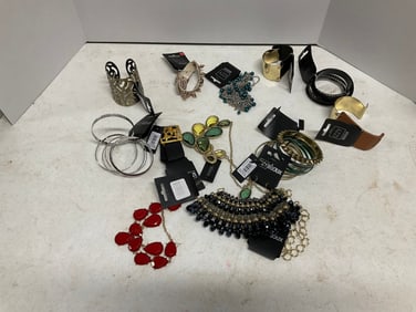 Lot of costume jewelry