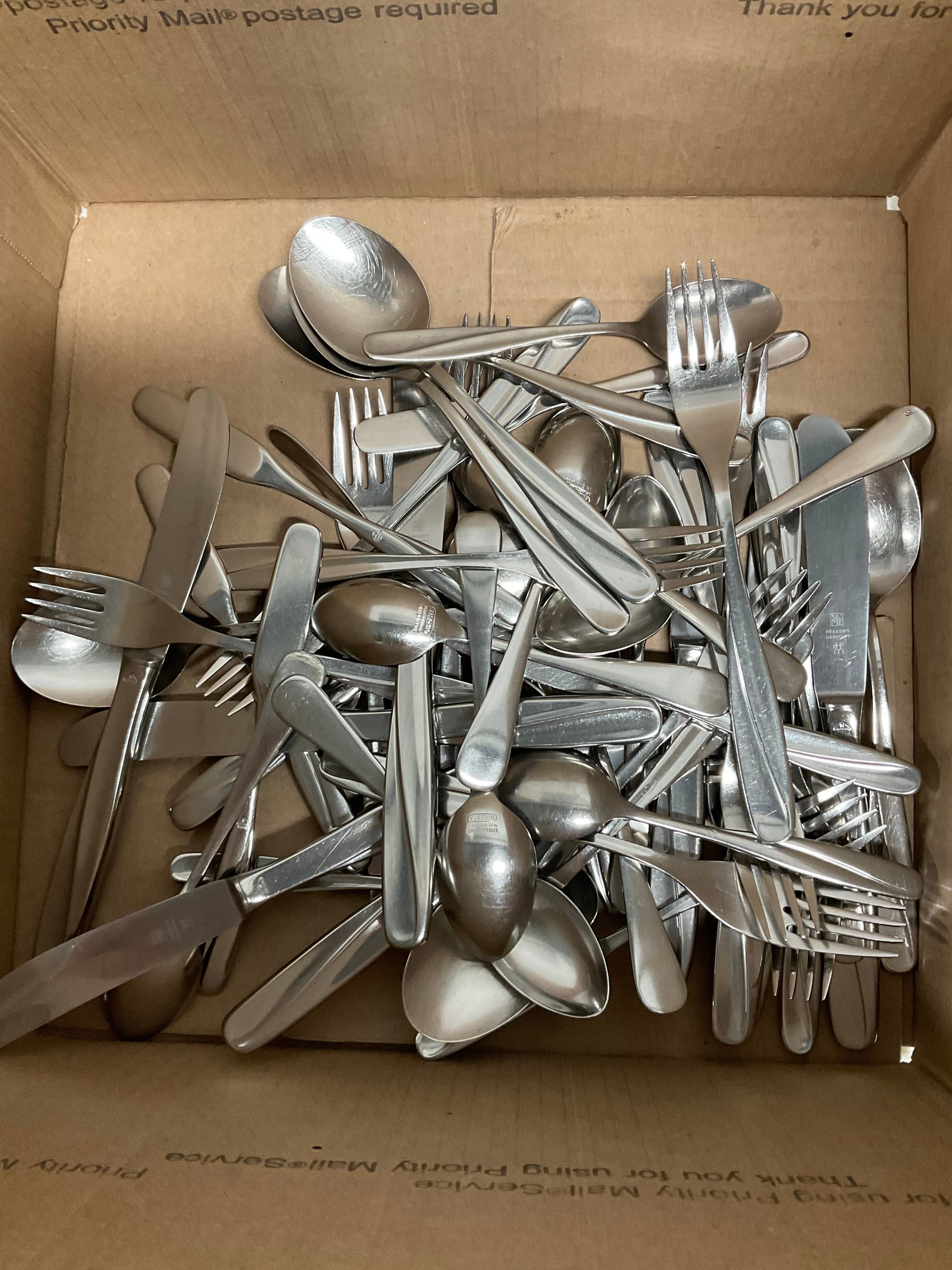 Set of silverware: Set of silverware