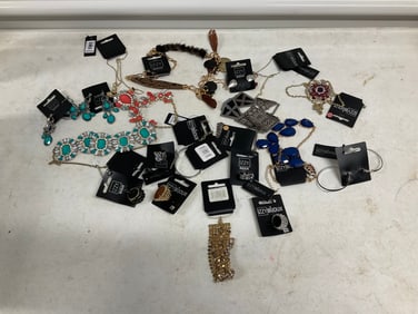 Lot of costume jewelry