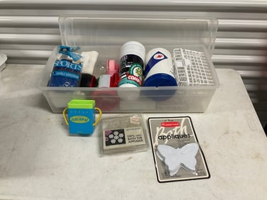 Lot of kitchen and bathroom items