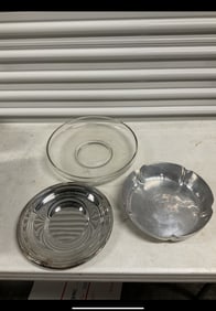 Lot of 3 serving trays