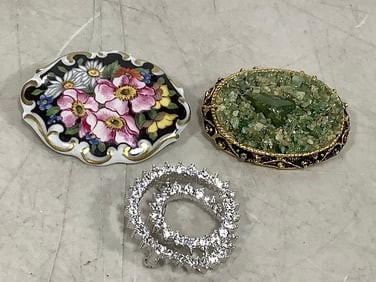 Broaches